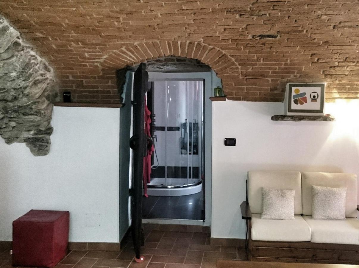 La Casa Dei Nonni Con Spa Privata Su Richiesta Villa Pont Canavese Dış mekan fotoğraf